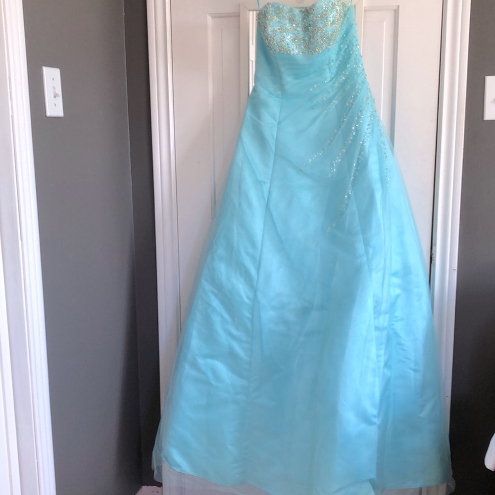 Prom dress made by Alyce Designs.